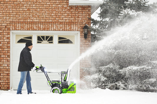 How To Choose a Snow Blower